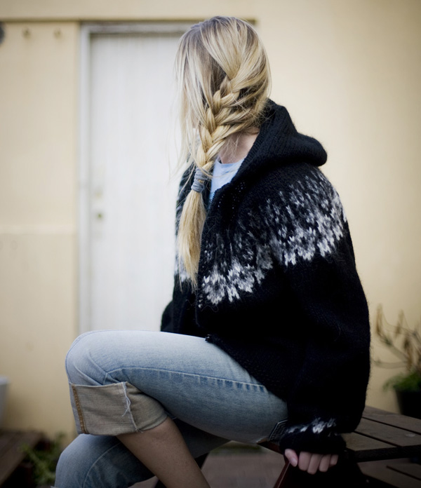 sweater0123.jpg